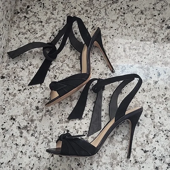 Alexandre Birman Clarita sandals with bow tie detail - Picture 4 of 12